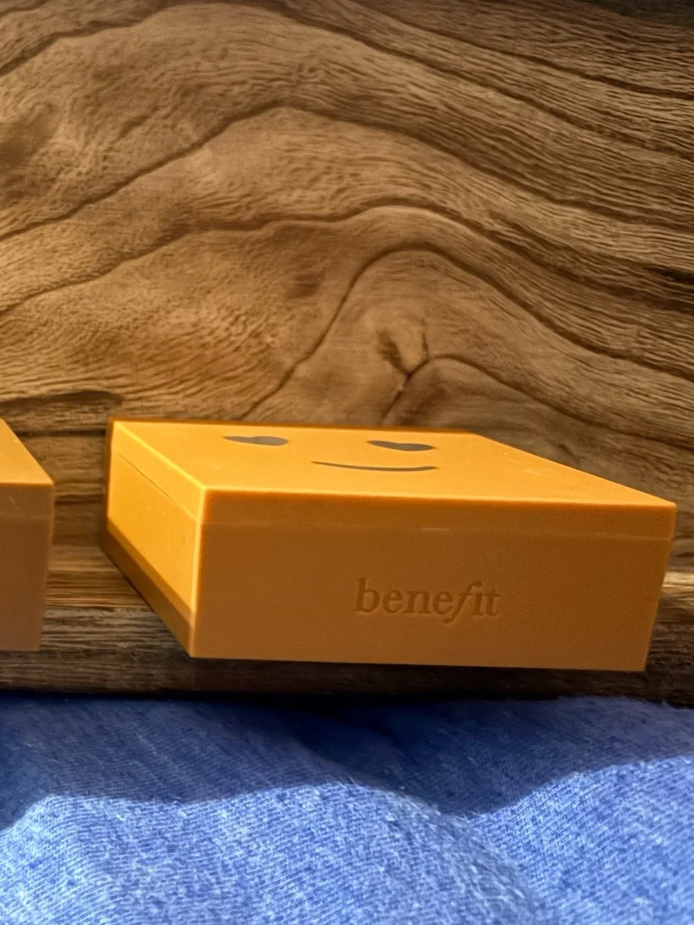 11 Benefit Velvet powder foundation